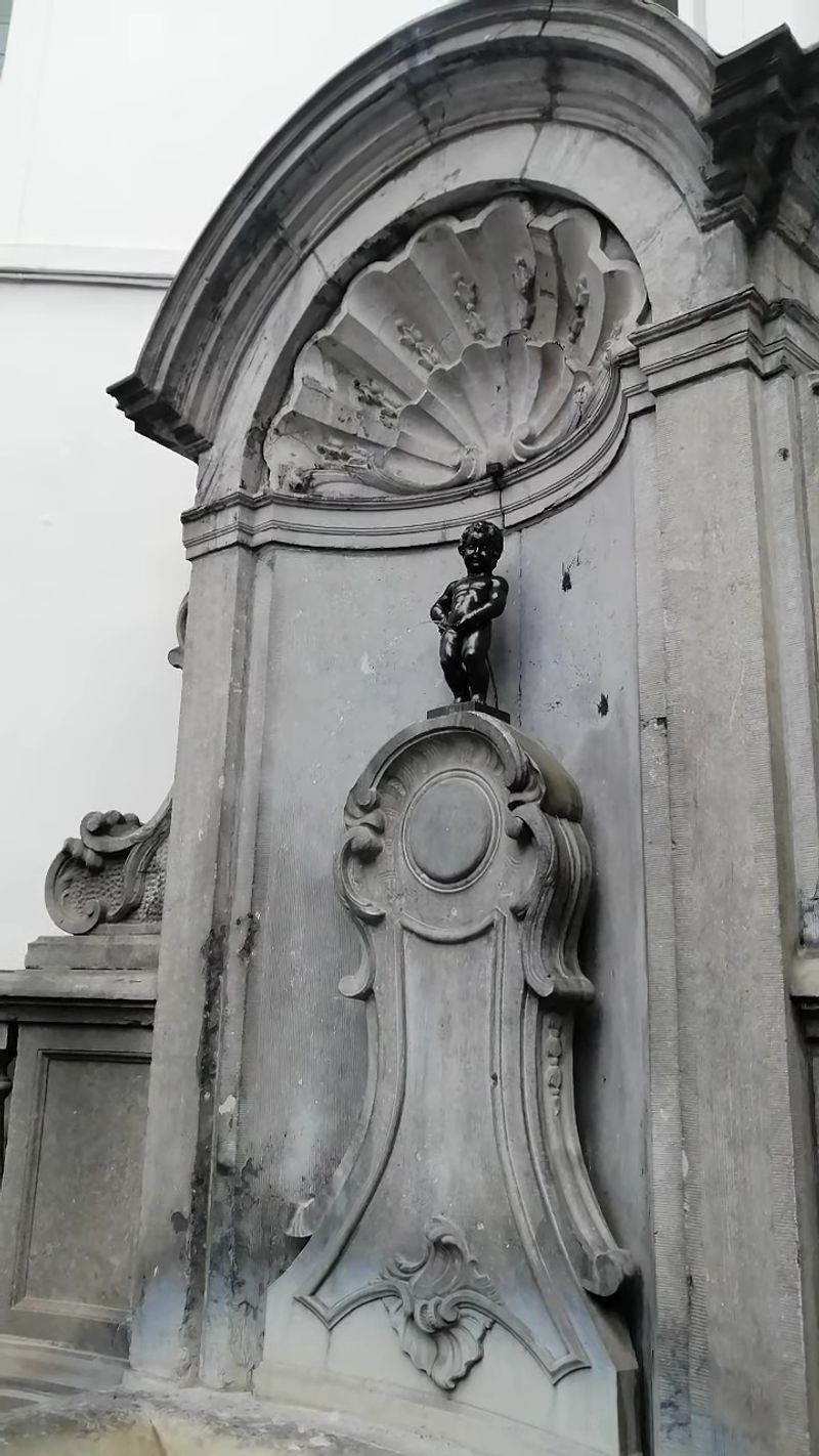 Manneken-Pis, Brussels, Belgium Manneken-Pis, Brussels, Belgium
