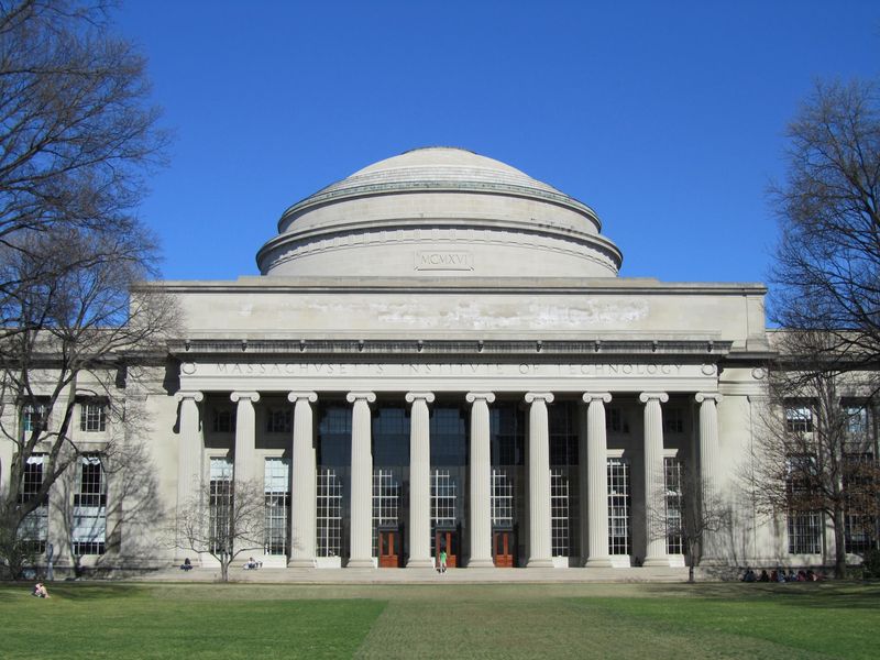 Massachusetts Institute of Technology, Cambridge, Massachusetts