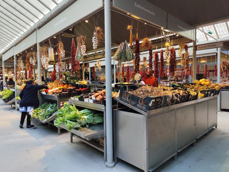 Mercado do Bolhao - Porto, Portugal Mercado do Bolhao - Porto, Portugal