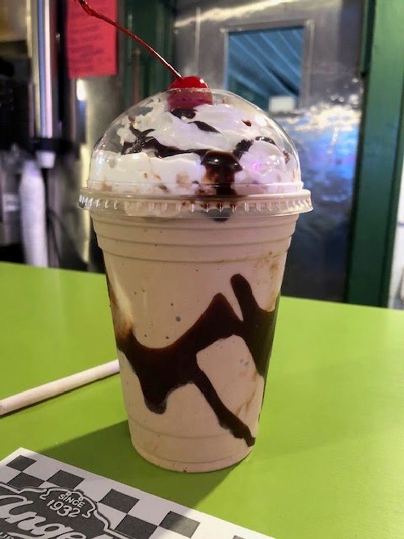 Milkshakes Made the Old-Fashioned Way Milkshakes Made the Old-Fashioned Way