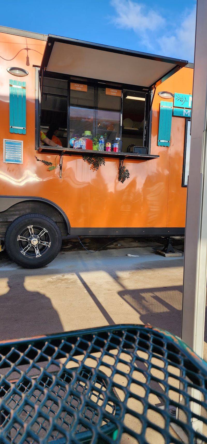 Mim's Mobile Grill and the Food Truck Scene Mim's Mobile Grill and the Food Truck Scene