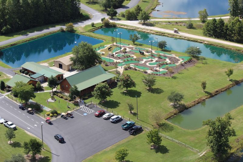 Mini-Golf, Sports Courts, and Nonstop Activities Mini-Golf, Sports Courts, and Nonstop Activities