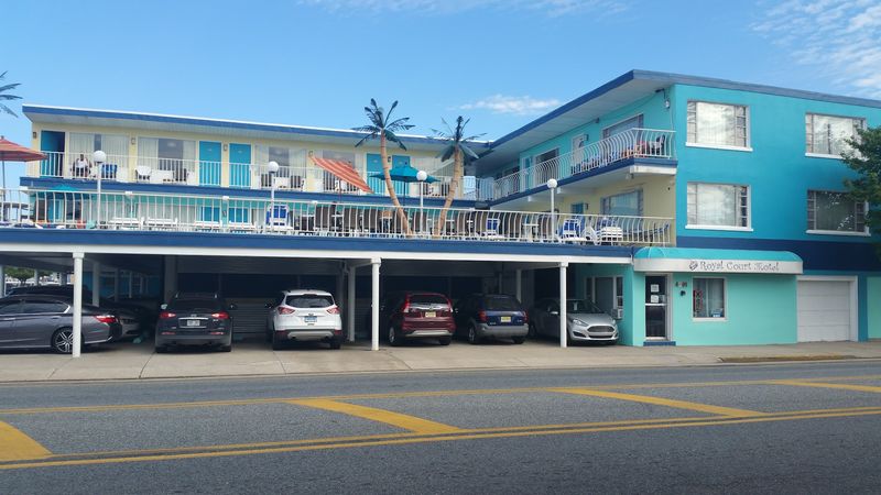 Motels That Carry the Retro Shore Story Motels That Carry the Retro Shore Story