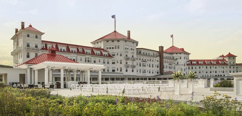 Mount Washington Hotel (Omni Mount Washington Resort) - Bretton Woods, New Hampshire, USA Mount Washington Hotel (Omni Mount Washington Resort) - Bretton Woods, New Hampshire, USA