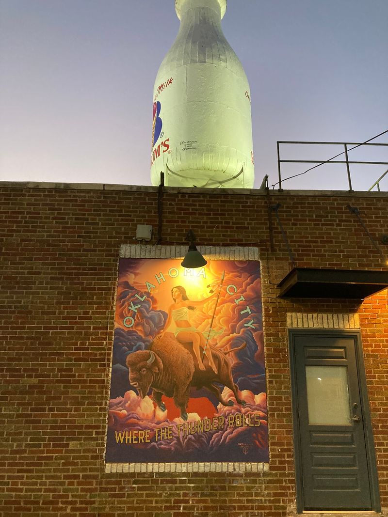 Murals That Add Another Layer of Discovery Murals That Add Another Layer of Discovery