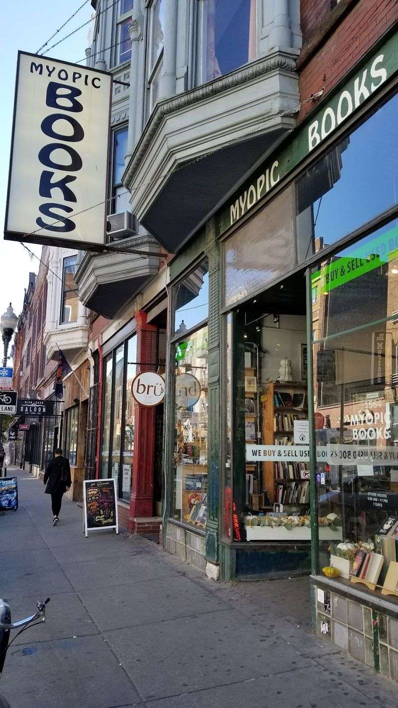 Myopic Books (Chicago) Myopic Books (Chicago)