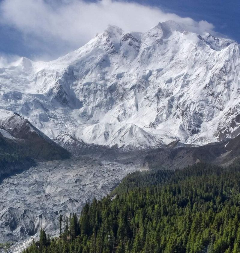 Nanga Parbat (Pakistan) Nanga Parbat (Pakistan)