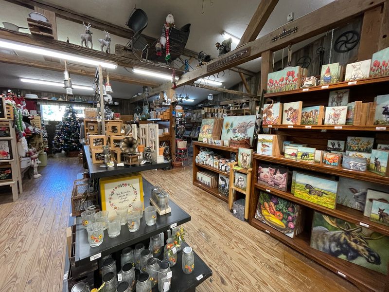 Ohio Pottery, Soaps, Clothing, and Gifts Worth Bringing Home
