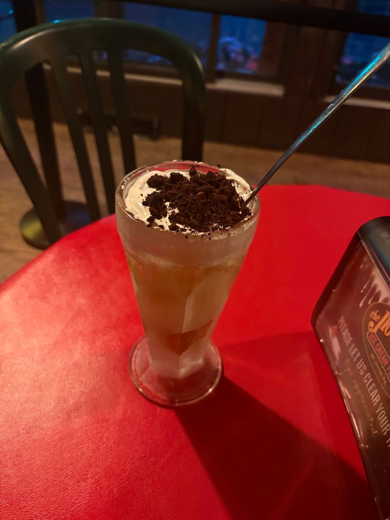 Old-Fashioned Drinks That Deserve More Credit