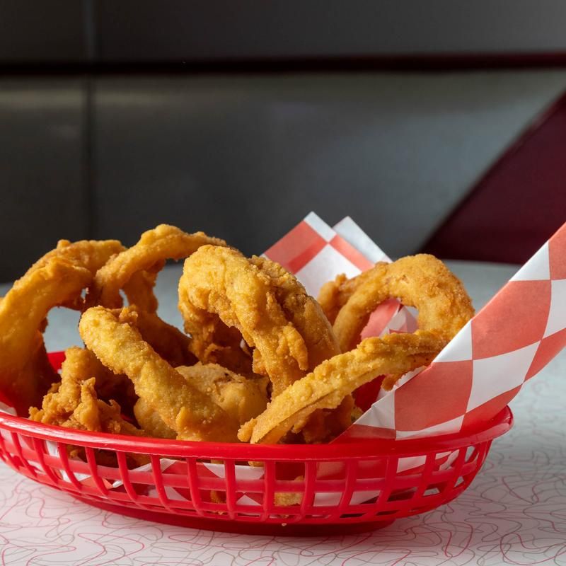 Onion Rings And Fries Worth The Side Trip