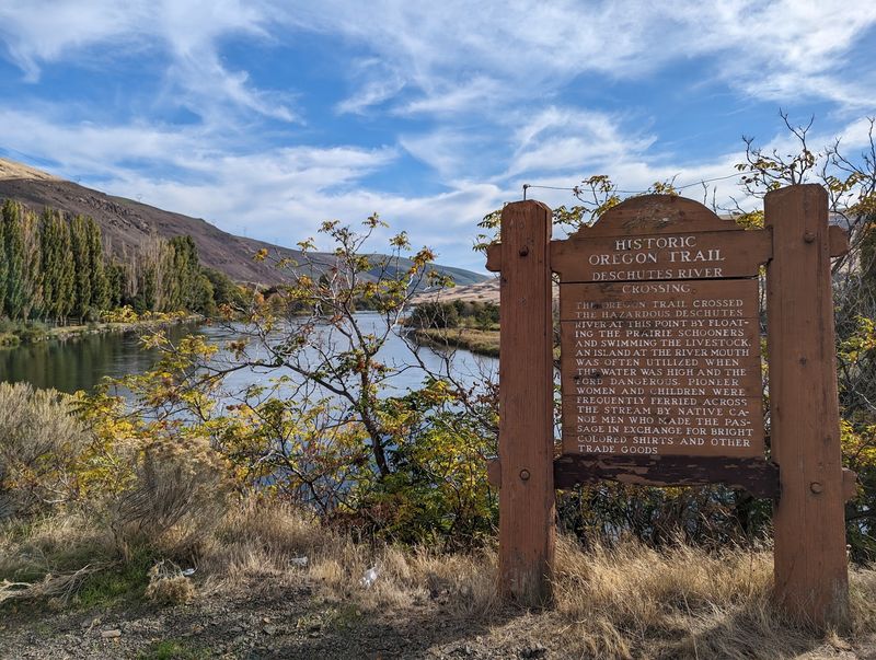 Oregon Trail Marker at the Deschutes River Crossing, Wasco Oregon Trail Marker at the Deschutes River Crossing, Wasco