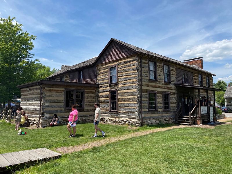Other Attractions That Round Out a Day Trip Other Attractions That Round Out a Day Trip