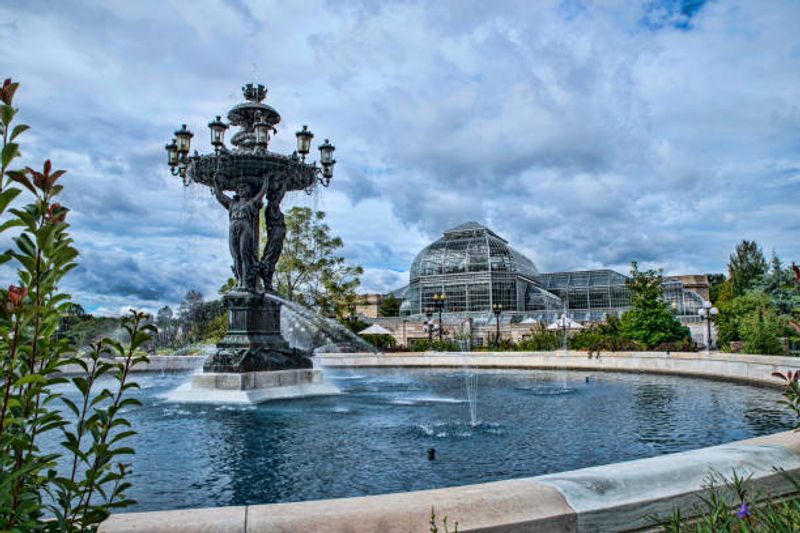 Outdoor Gardens and the Bartholdi Fountain