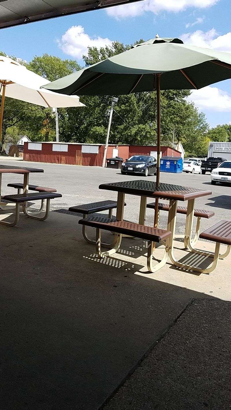 Outdoor Seating That Sets the Mood Outdoor Seating That Sets the Mood