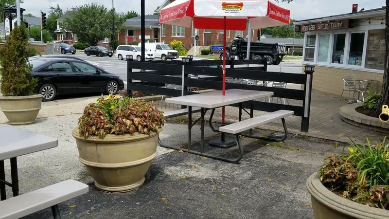 Outdoor Seating and the Parking Lot Vibe Outdoor Seating and the Parking Lot Vibe