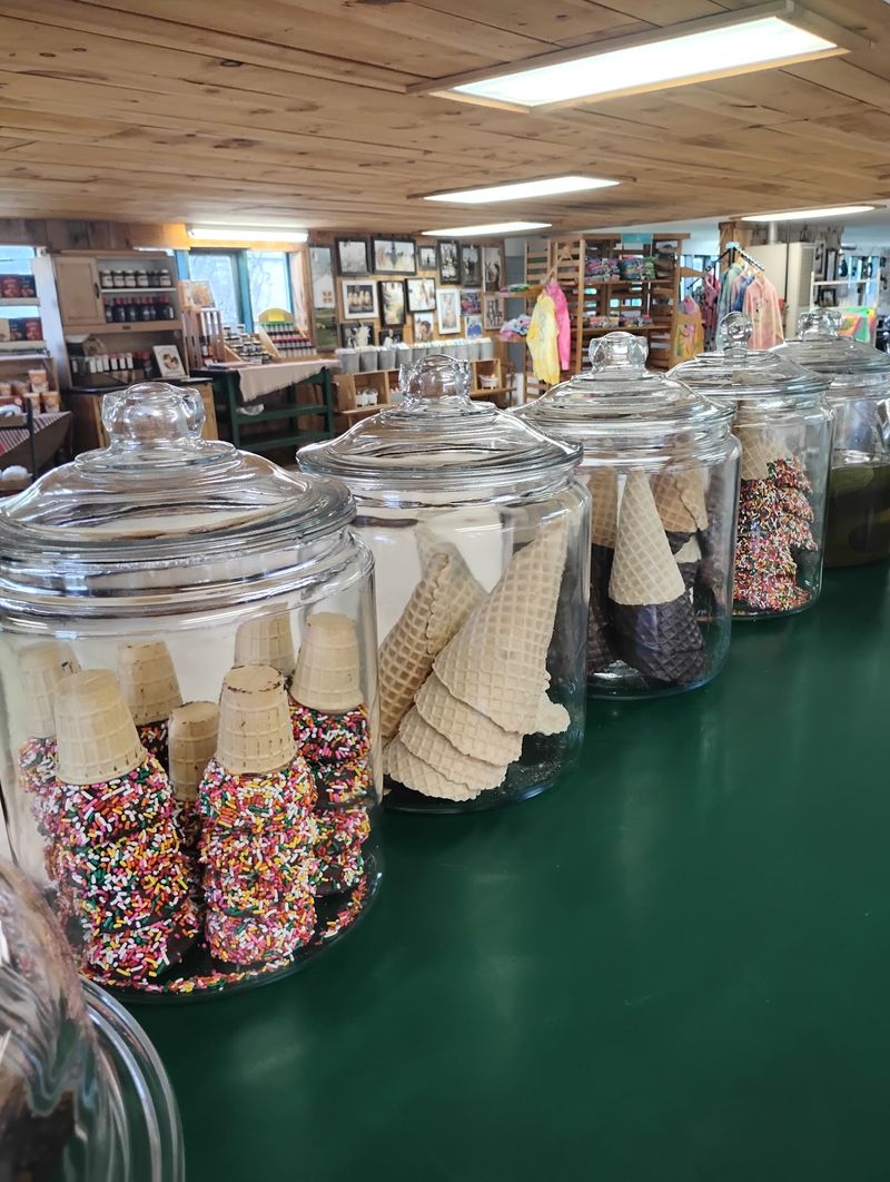 Over 75 Flavors and a Sundae Bar That Means Business Over 75 Flavors and a Sundae Bar That Means Business