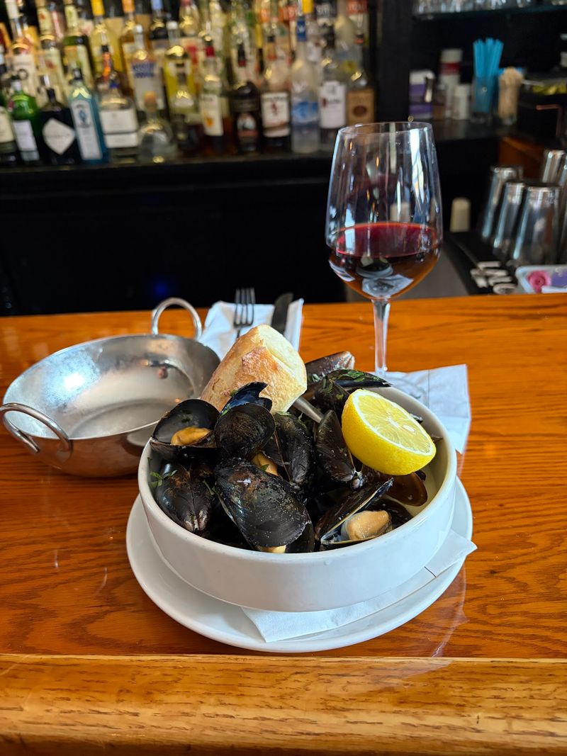 Oysters, Mussels, and the Raw Bar Favorites Oysters, Mussels, and the Raw Bar Favorites