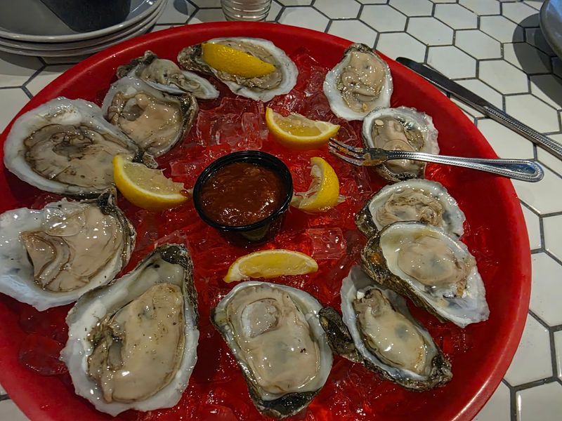 Oysters That Rival the Big City Oysters That Rival the Big City