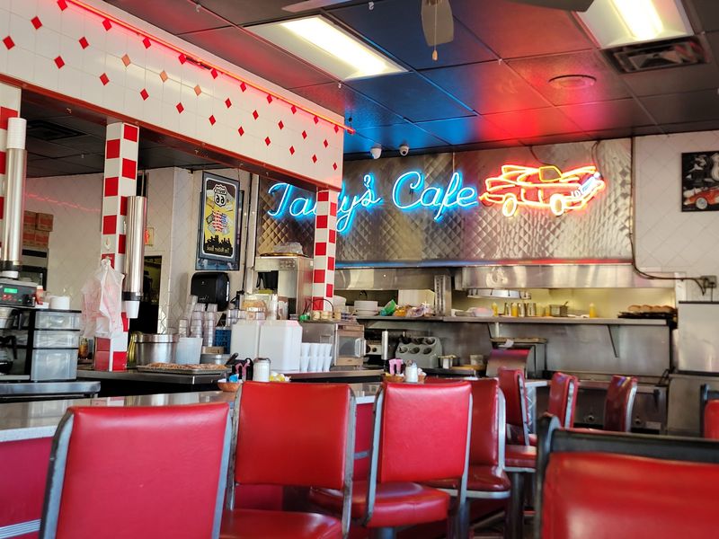 POPS Diner Counter at Tally's (Tulsa) POPS Diner Counter at Tally's (Tulsa)