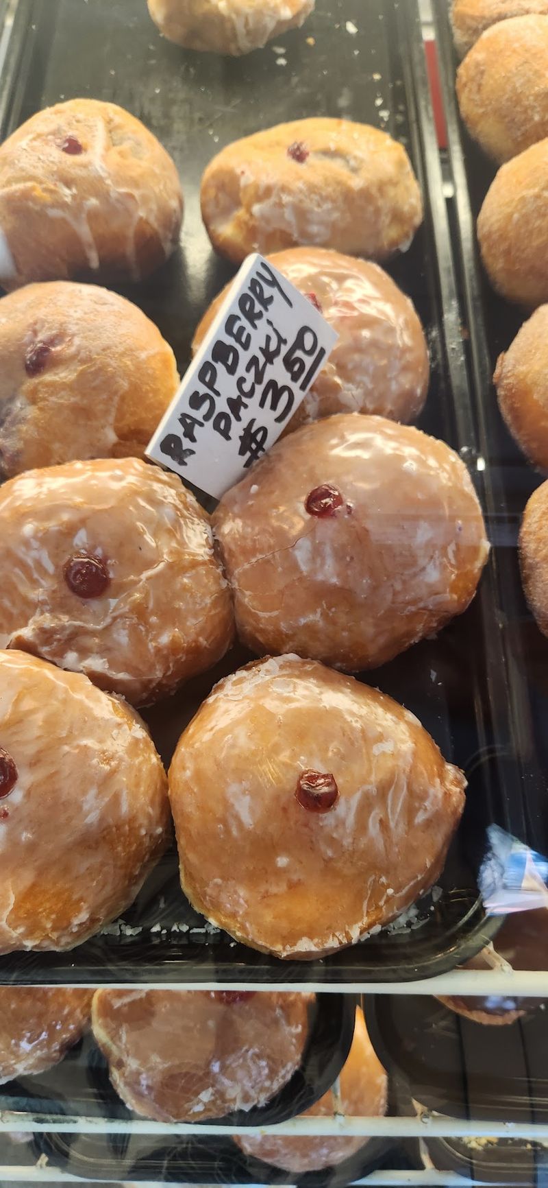 Paczki That Carry a Taste of Home Paczki That Carry a Taste of Home