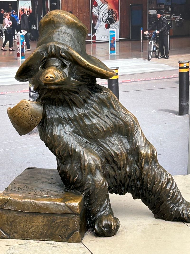 Paddington Station, London, Paddington Bear Paddington Station, London, Paddington Bear