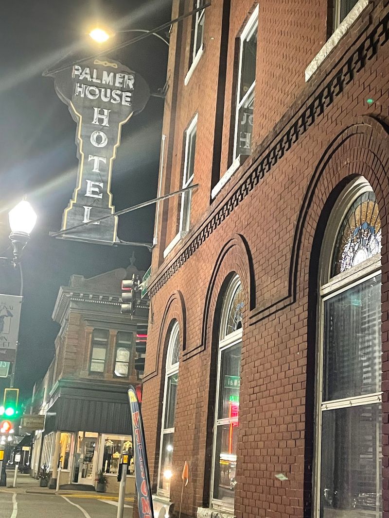 Palmer House Hotel and Restaurant - Sauk Centre Palmer House Hotel and Restaurant - Sauk Centre