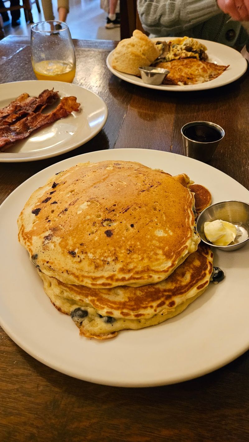 Pancakes and French Toast Worth the Calories Pancakes and French Toast Worth the Calories