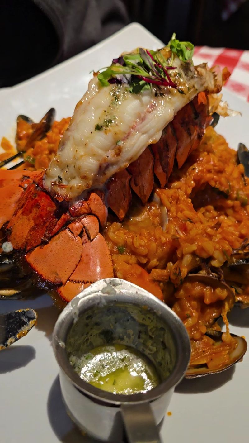Pastas, Risotto, and Italian-Seafood Crossovers Pastas, Risotto, and Italian-Seafood Crossovers