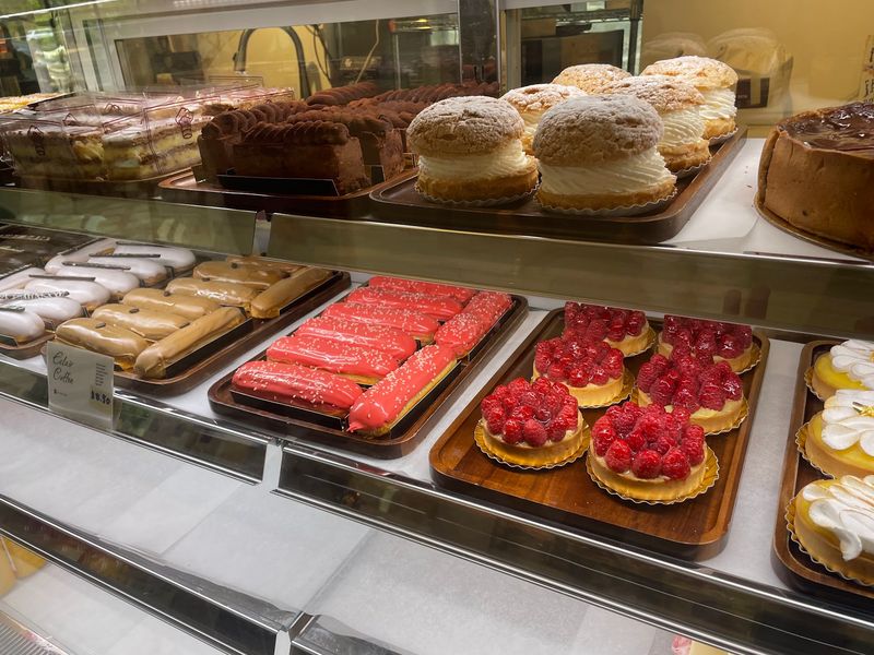 Pastries That Go Well Beyond Breakfast Pastries That Go Well Beyond Breakfast