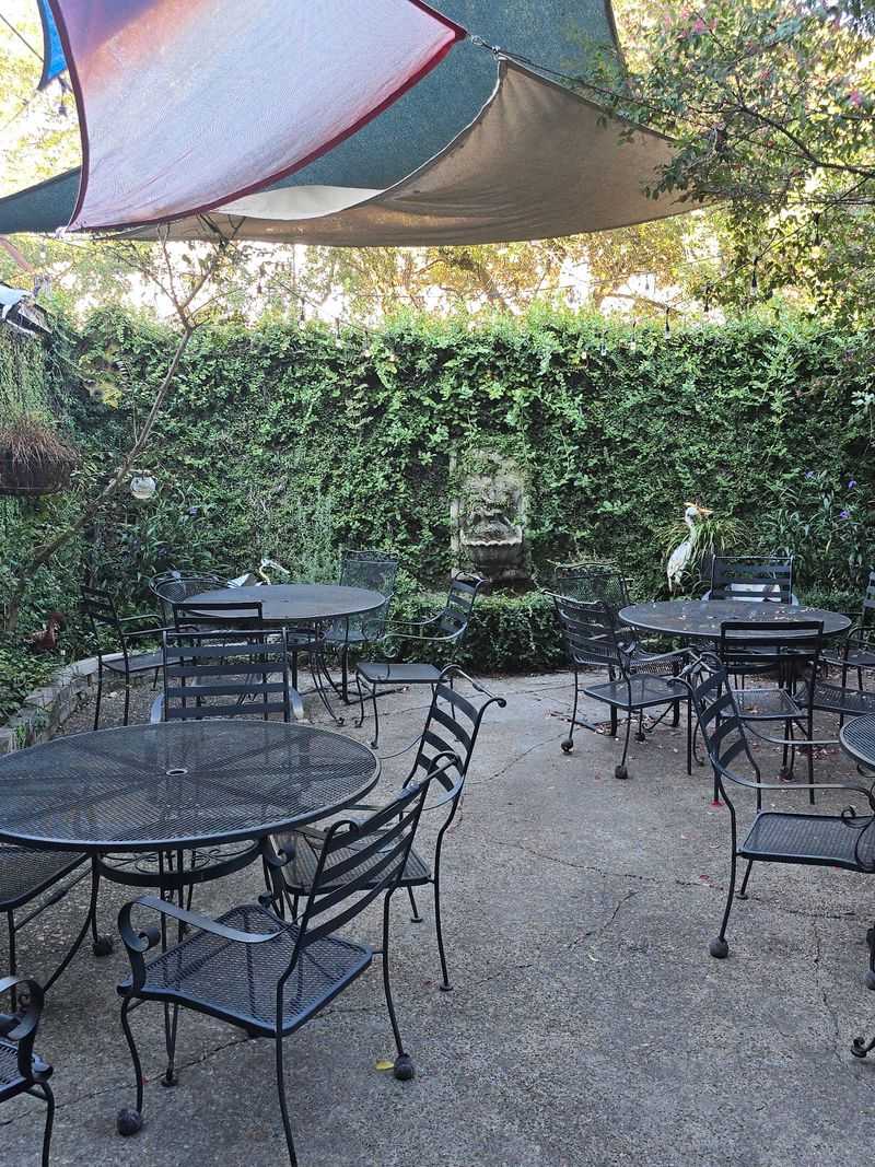 Patio Seating That Adds A Different Dimension To The Evening Patio Seating That Adds A Different Dimension To The Evening