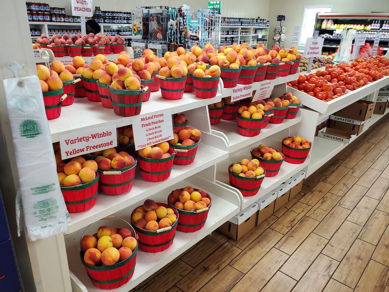 Peaches That Ruin You For The Grocery Store Peaches That Ruin You For The Grocery Store