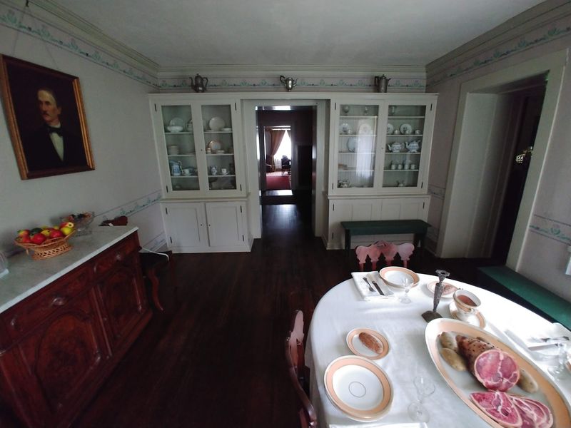 Period Furnishings and Interior Details