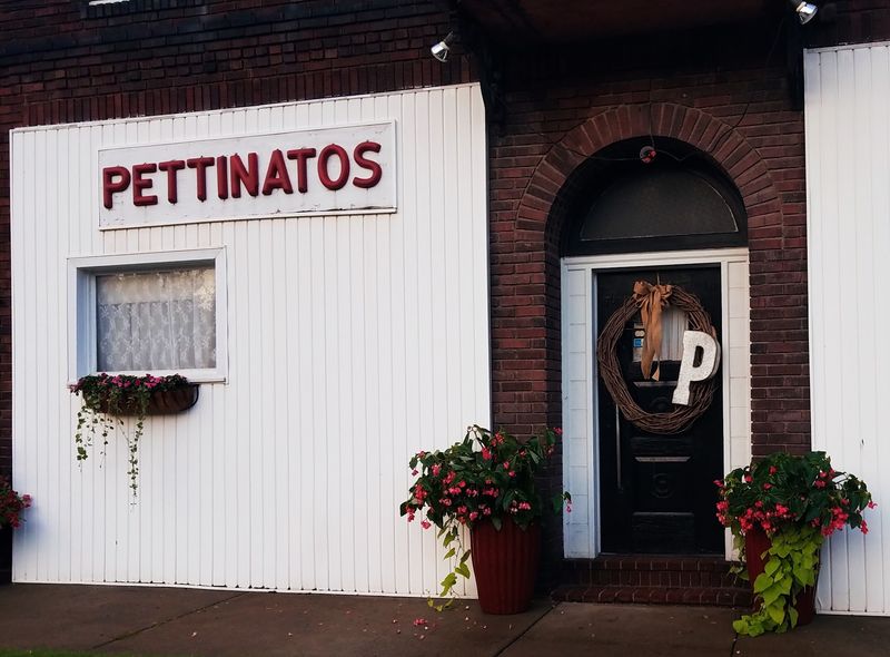 Pettinato's Restaurant, Carbondale, Pennsylvania