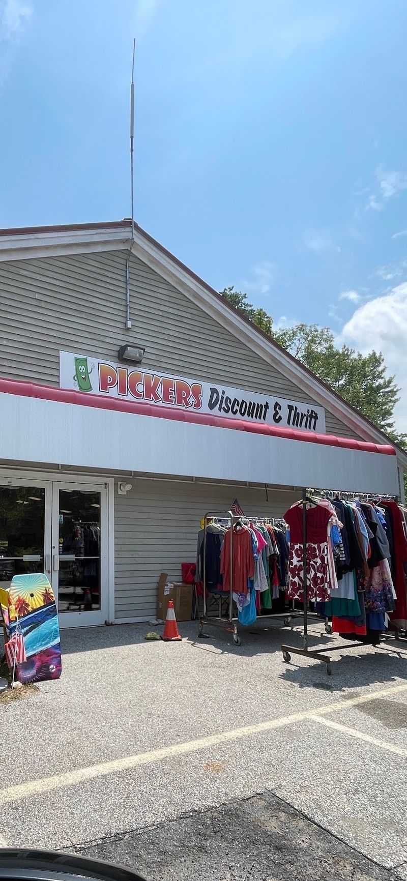 Pickers Discount & Thrift Store, Londonderry, New Hampshire Pickers Discount & Thrift Store, Londonderry, New Hampshire