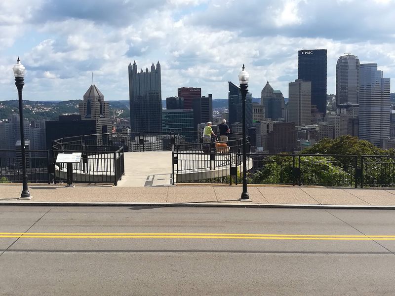 Planning Your Visit: Timing, Parking, and Trail Preparation