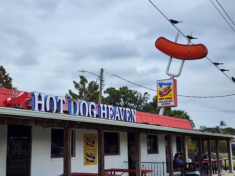 Planning Your Visit to Hot Dog Heaven on East Colonial Drive
