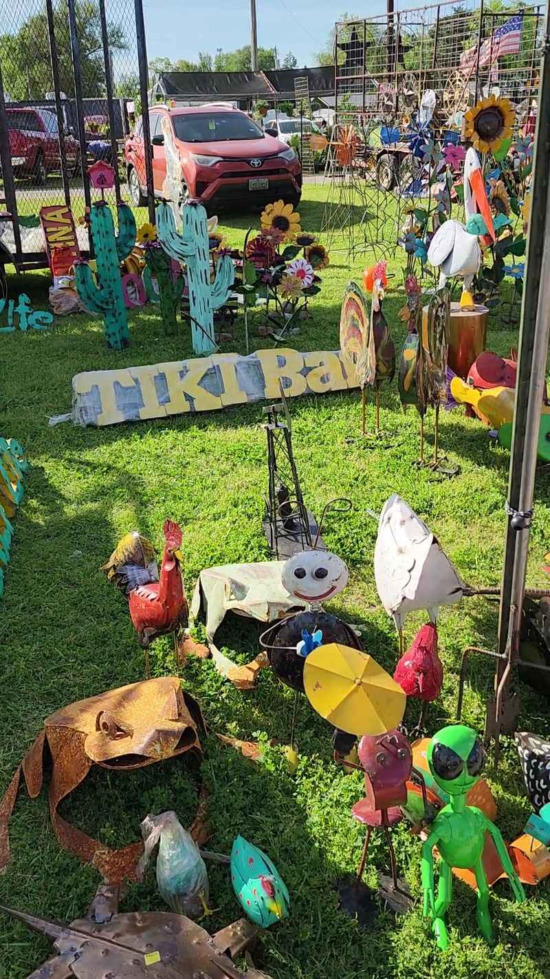Plants, Yard Art, and Garden Goods Plants, Yard Art, and Garden Goods