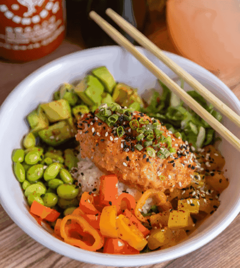 Poke Bowls With a Loyal Following Poke Bowls With a Loyal Following