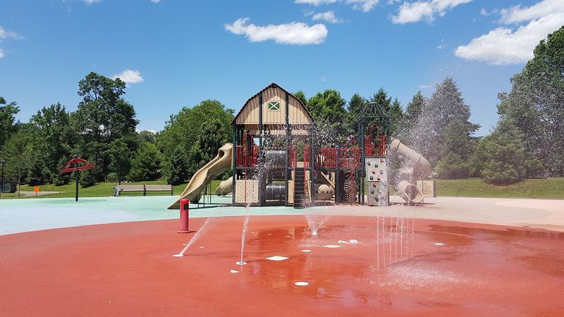 Ponderosa Farm Park Spray Pad, Scotch Plains, NJ Ponderosa Farm Park Spray Pad, Scotch Plains, NJ
