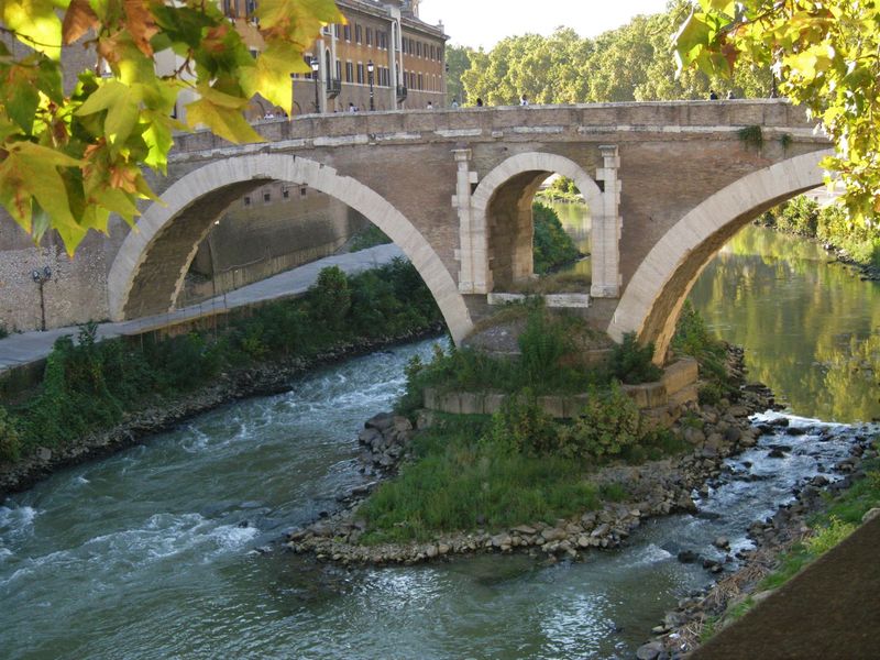Pons Fabricius, Rome, Italy Pons Fabricius, Rome, Italy