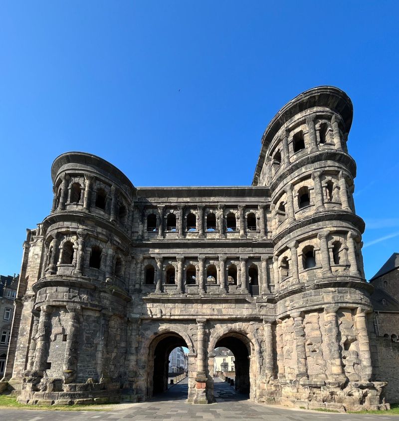Porta Nigra, Trier, Germany Porta Nigra, Trier, Germany