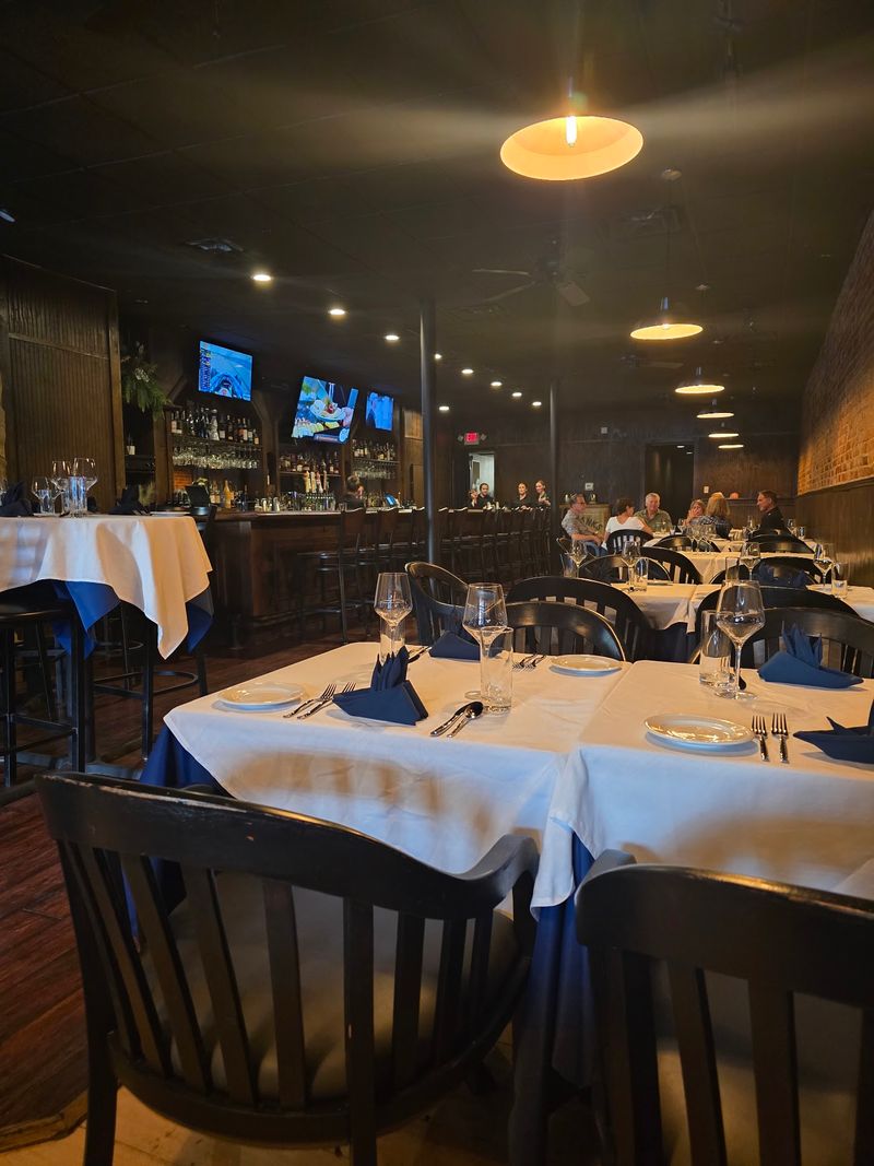 Poseidon Lounge, Port Clinton Poseidon Lounge, Port Clinton
