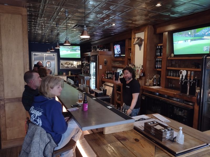 Practical Tips for Planning Your Visit to Pig and Publican Practical Tips for Planning Your Visit to Pig and Publican
