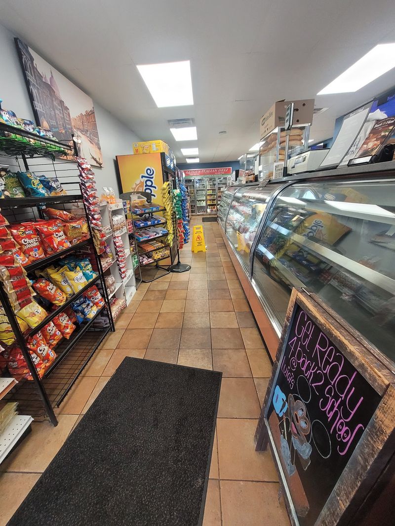 Practical Tips for Your First Visit to Luigi's