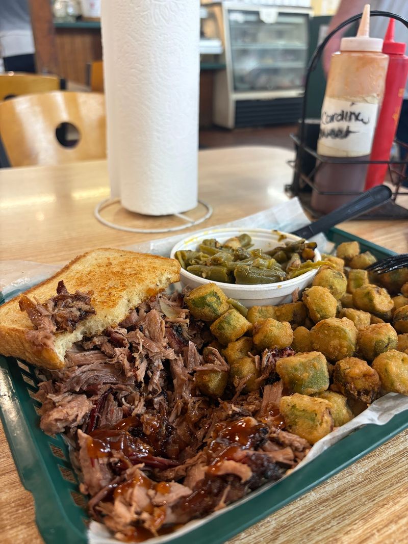 Pulled Pork Done the Honest Way Pulled Pork Done the Honest Way