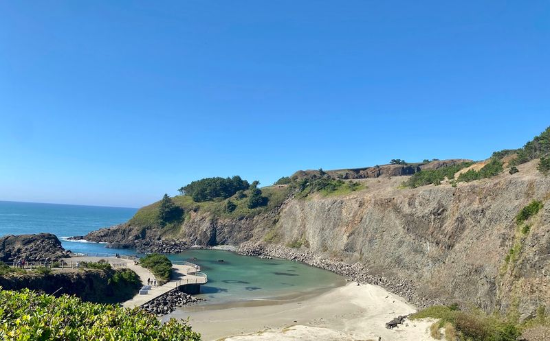 Quarry Beach: The Quieter, Sandy Alternative Quarry Beach: The Quieter, Sandy Alternative
