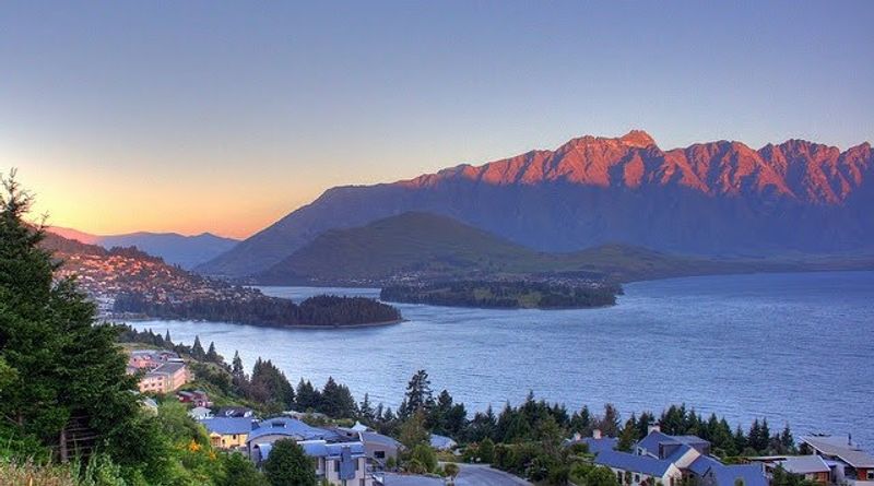 Queenstown, New Zealand Queenstown, New Zealand