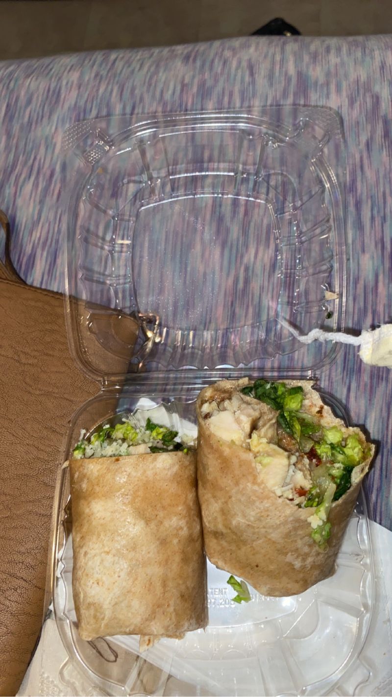 Quick Bites That Make This More Than Just a Juice Stop