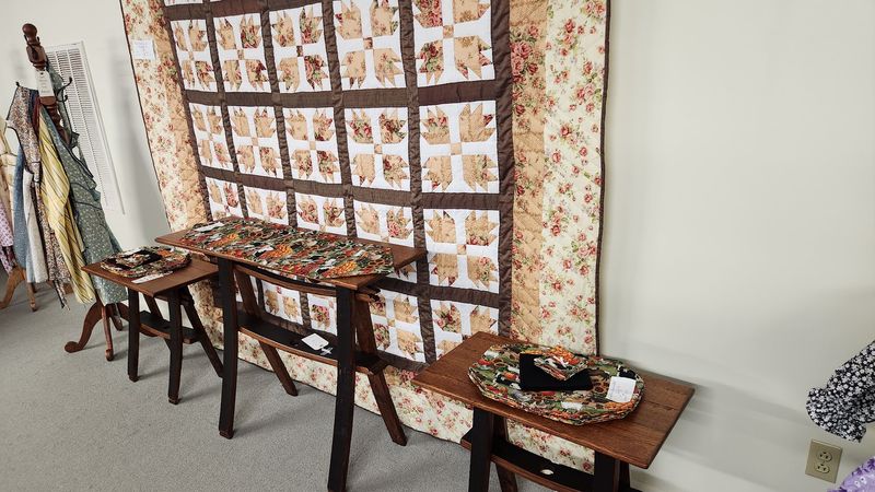 Quilts and Handmade Crafts Quilts and Handmade Crafts