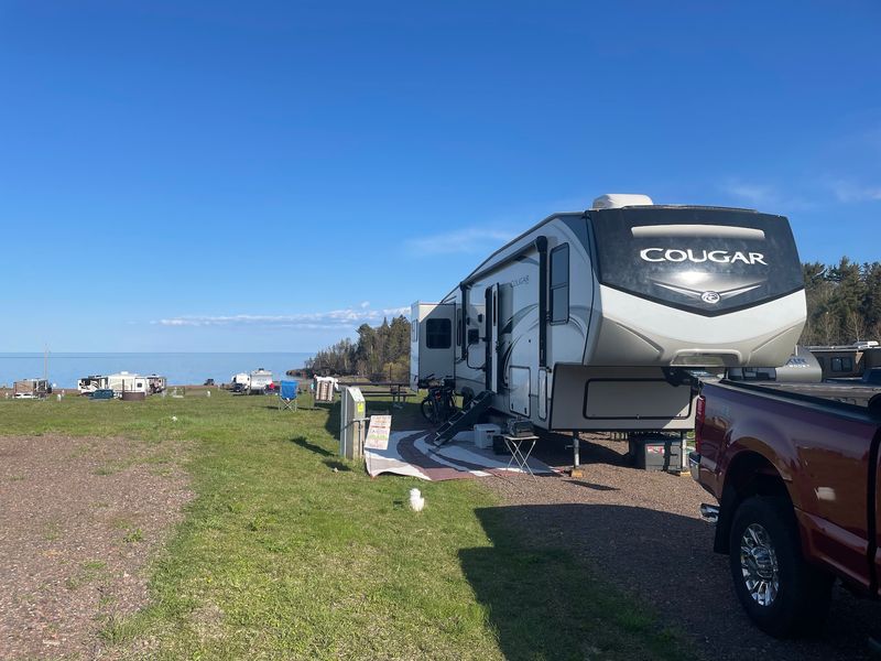 RV Camping and Full Hookup Options at Burlington Bay